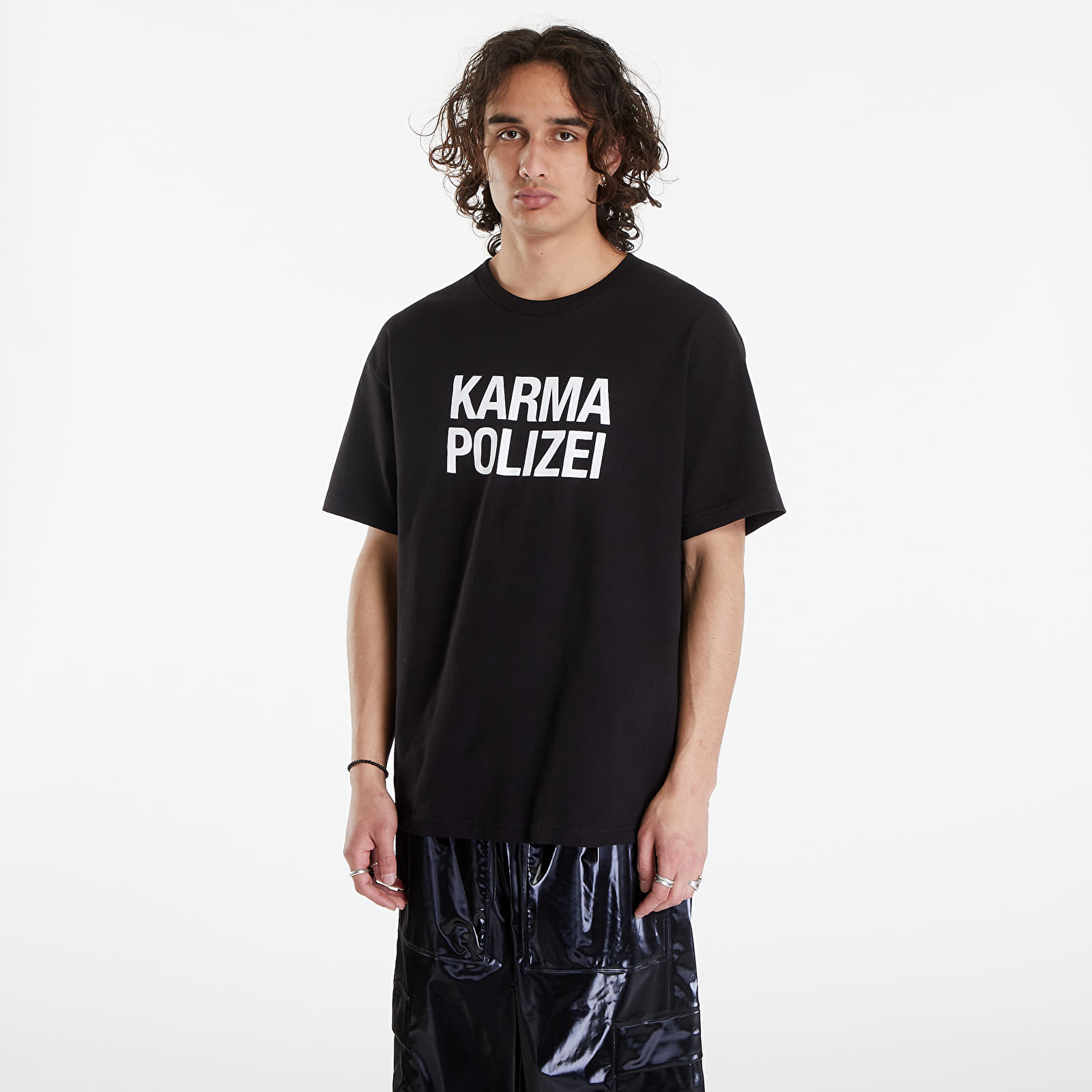 Magliette PLEASURES Karma T-Shirt Black