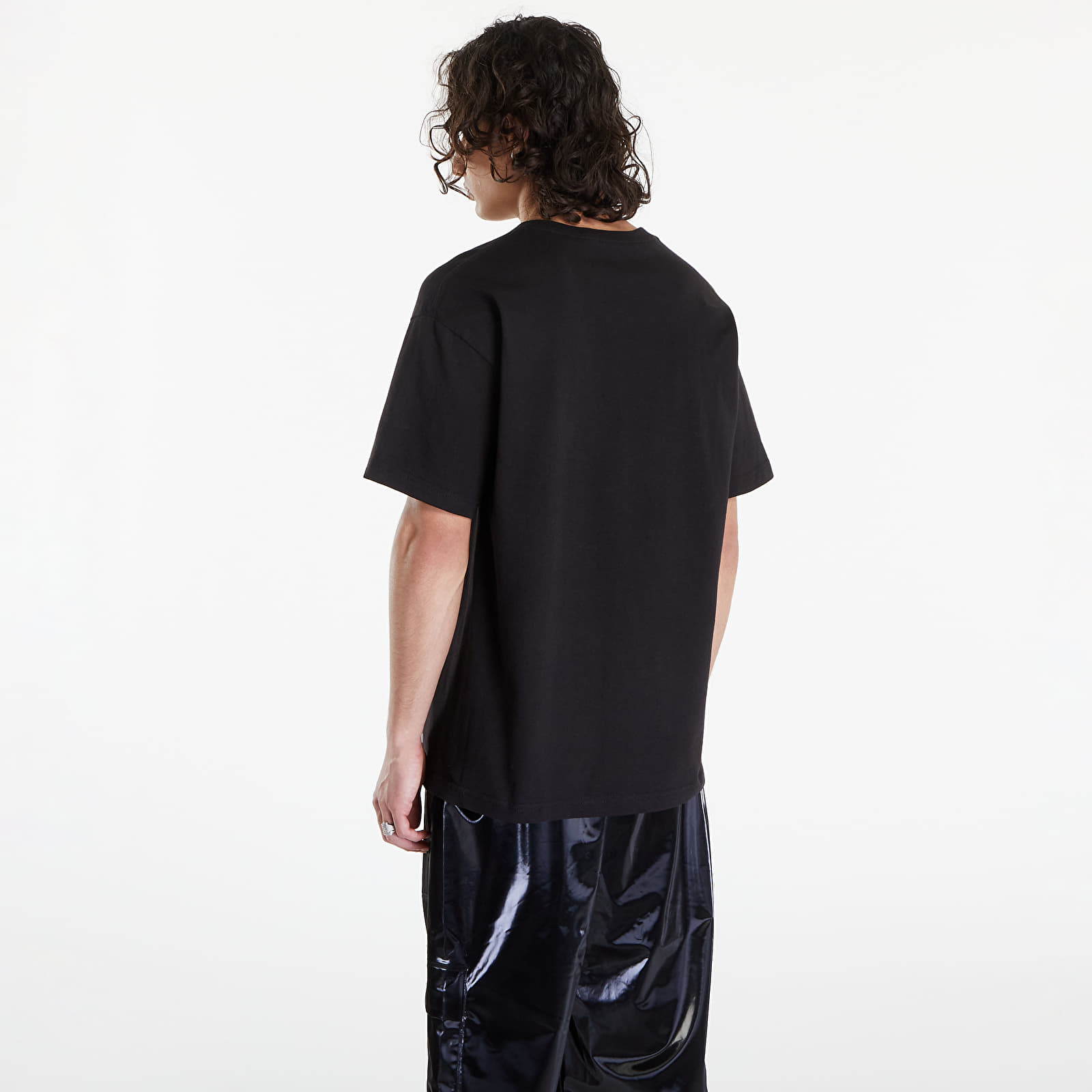 Magliette PLEASURES Karma T-Shirt Black