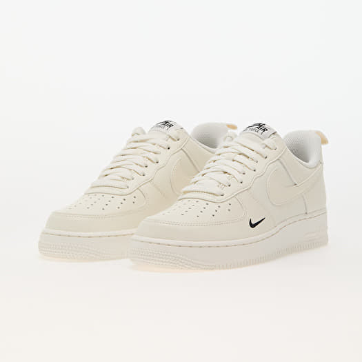 Nike air force 1 07 sail deals