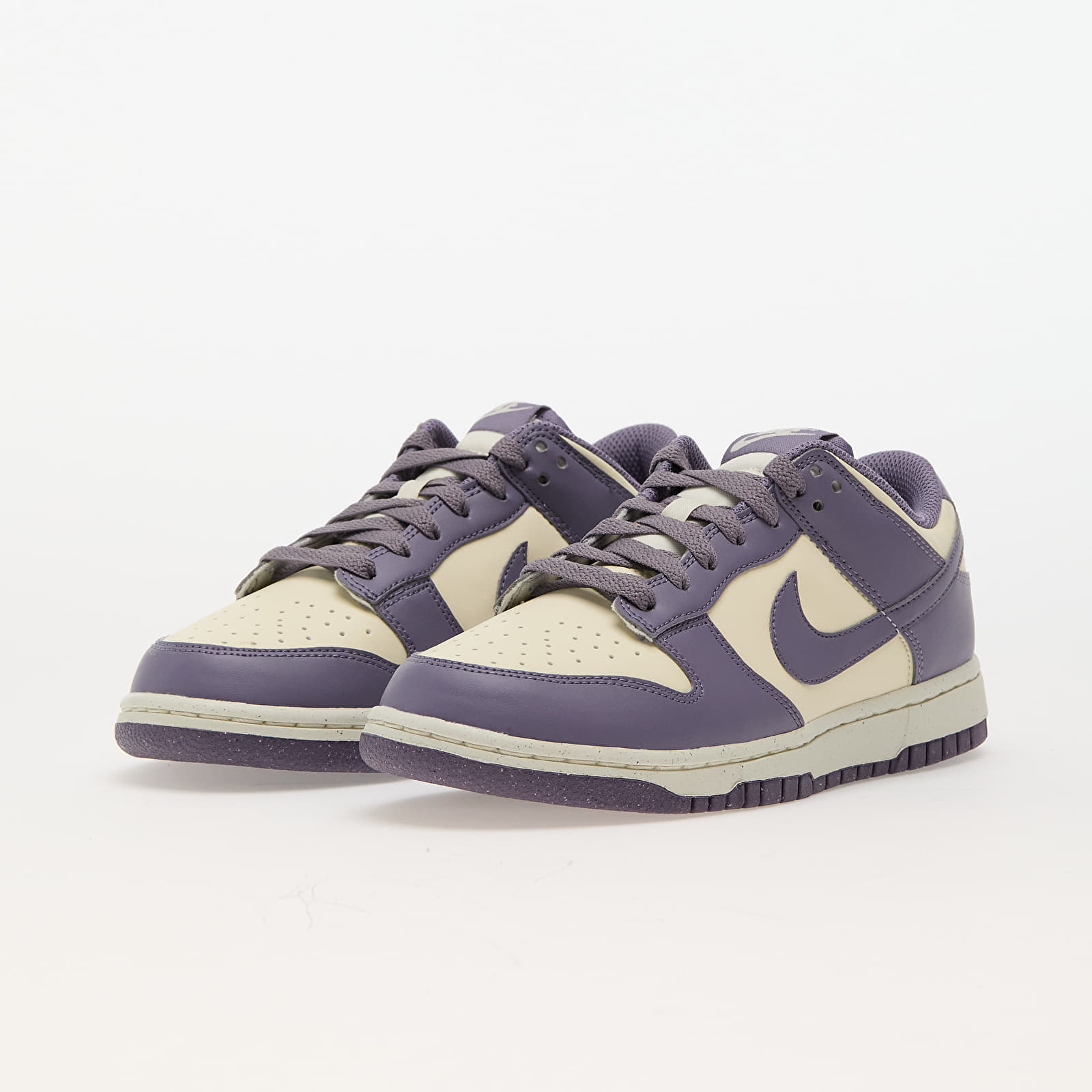 Ženski čevlji Nike W Dunk Low Coconut Milk/Daybreak-White
