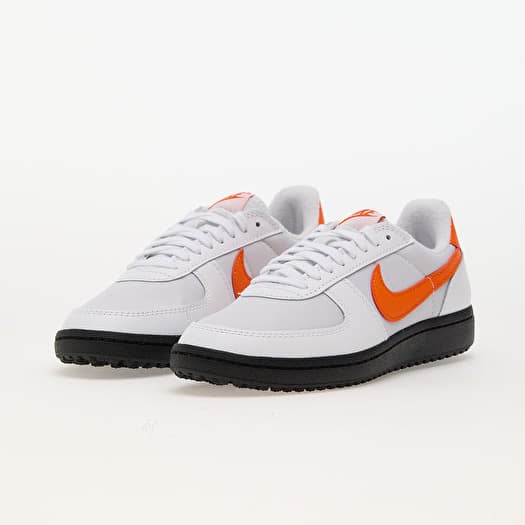 Nike Field General 82