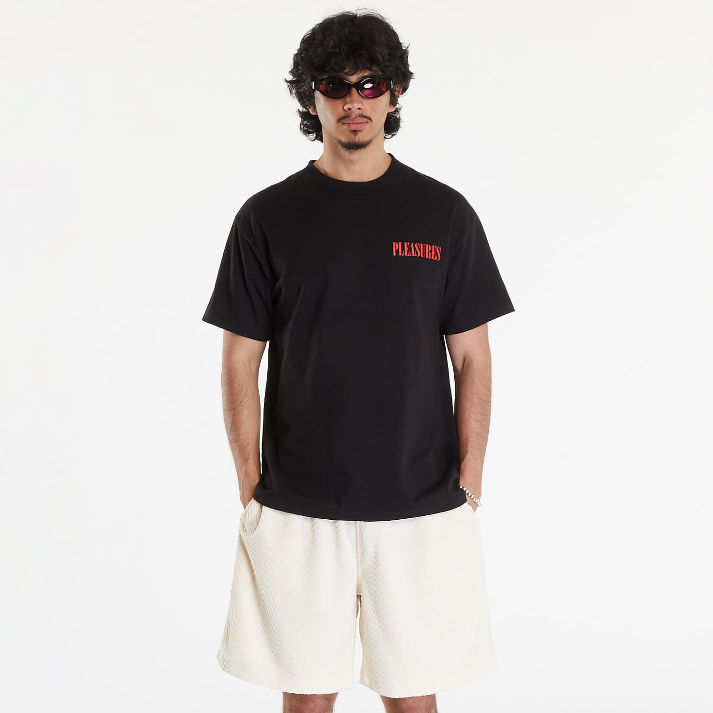 T-shirty męskie PLEASURES Vertical T-Shirt Black