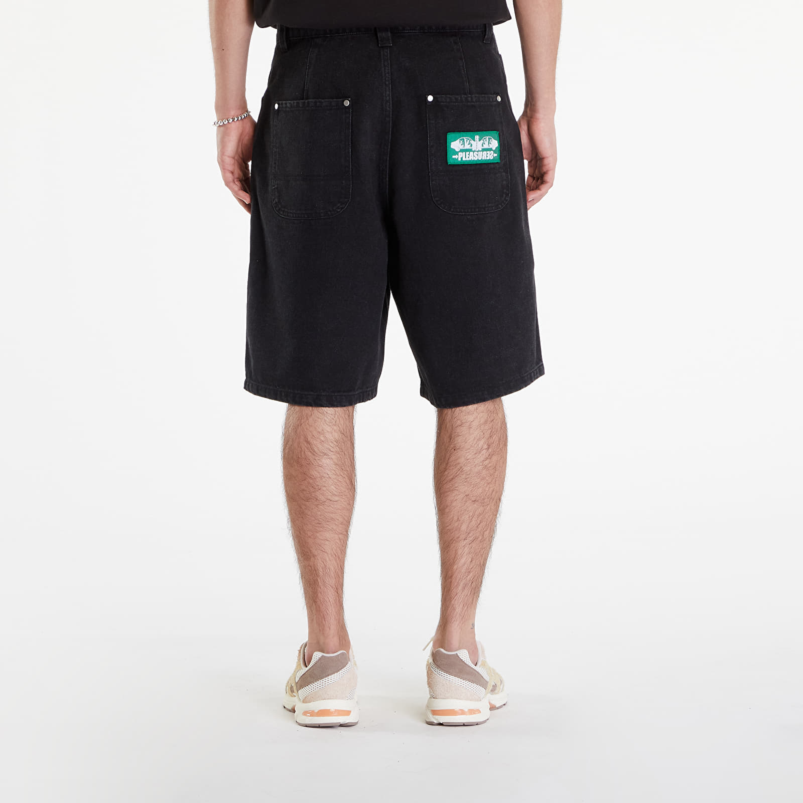 Férfi sortok PLEASURES Collision Jorts Faded Black