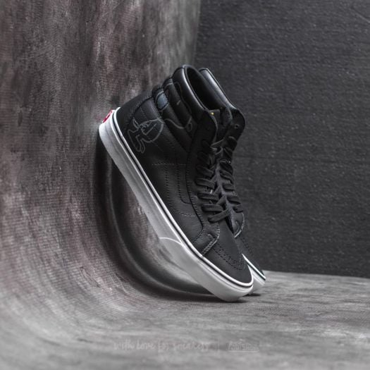 Men s shoes Vans Sk8 Hi Reissue Peanuts Snoopy Emboss Footshop