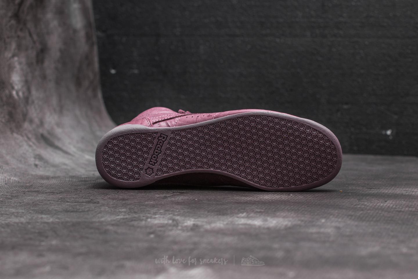Ženski čevlji Reebok Freestyle Hi FBT Smoky Orchid