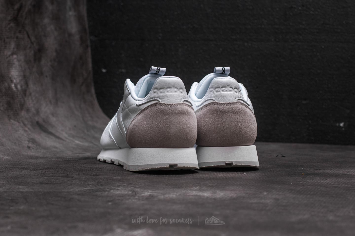 Herren Sneaker und Schuhe Reebok Classic Leather IT White/ Skull Grey/ Black