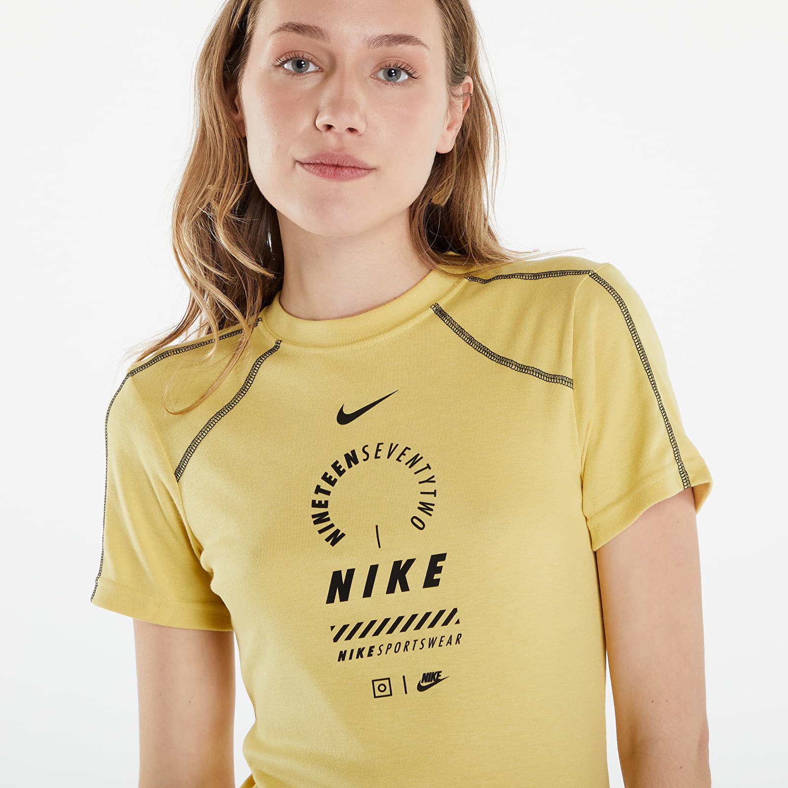Dress Nike Sportswear Women's Short Sleeve Dress Saturn Gold