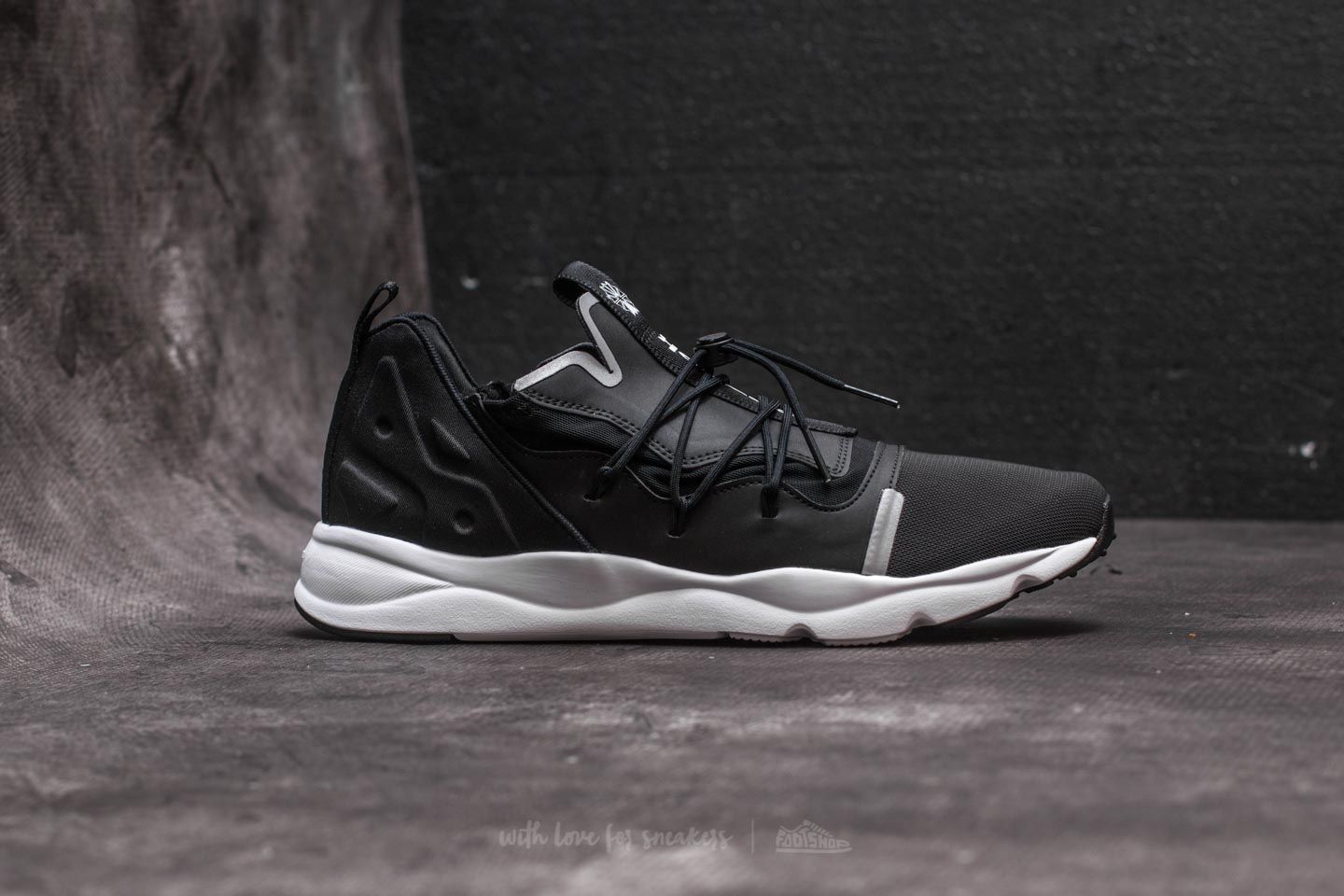 Men s shoes Reebok Furylite X Black White Footshop