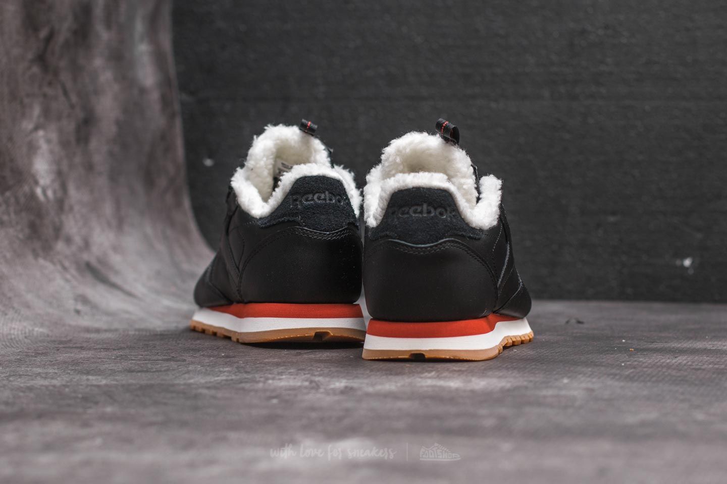 Reebok sales classic arctic