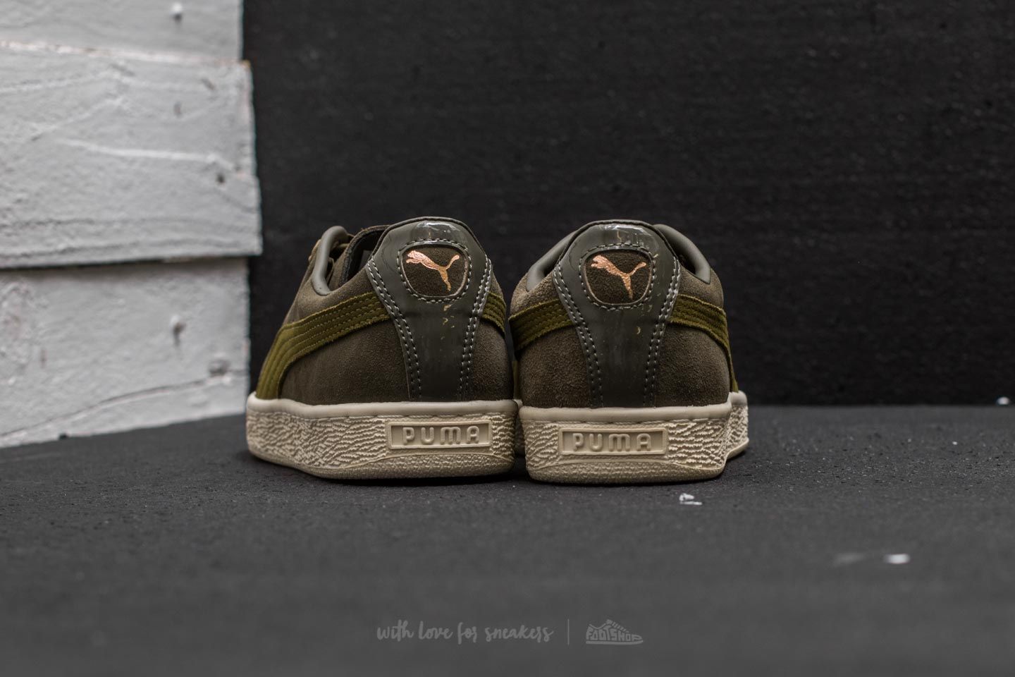 Puma suede olive sales night