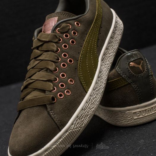 Olive green pumas womens 2025