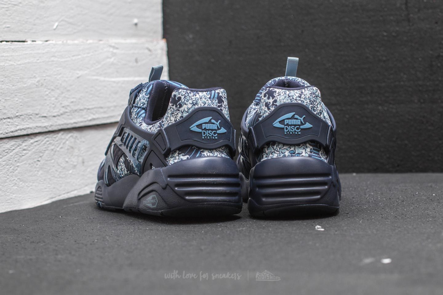 Men s shoes Puma Disc Blaze Marine FM Peacoat Footshop