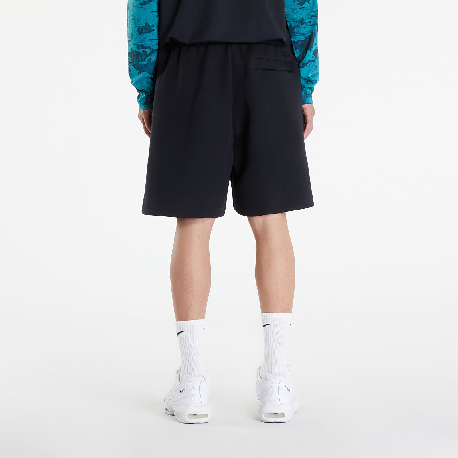 Pantaloni scurți Nike Sportswear Tech Fleece Reimagined Men's Fleece Shorts Black