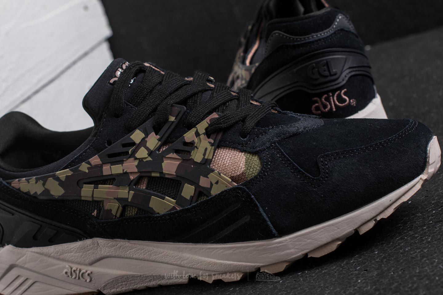 Men's shoes Asics Gel-Kayano Trainer Black/ Martini Olive