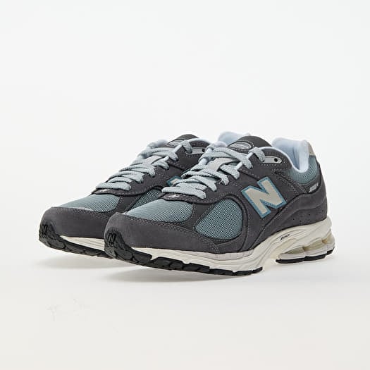 New Balance 2002R