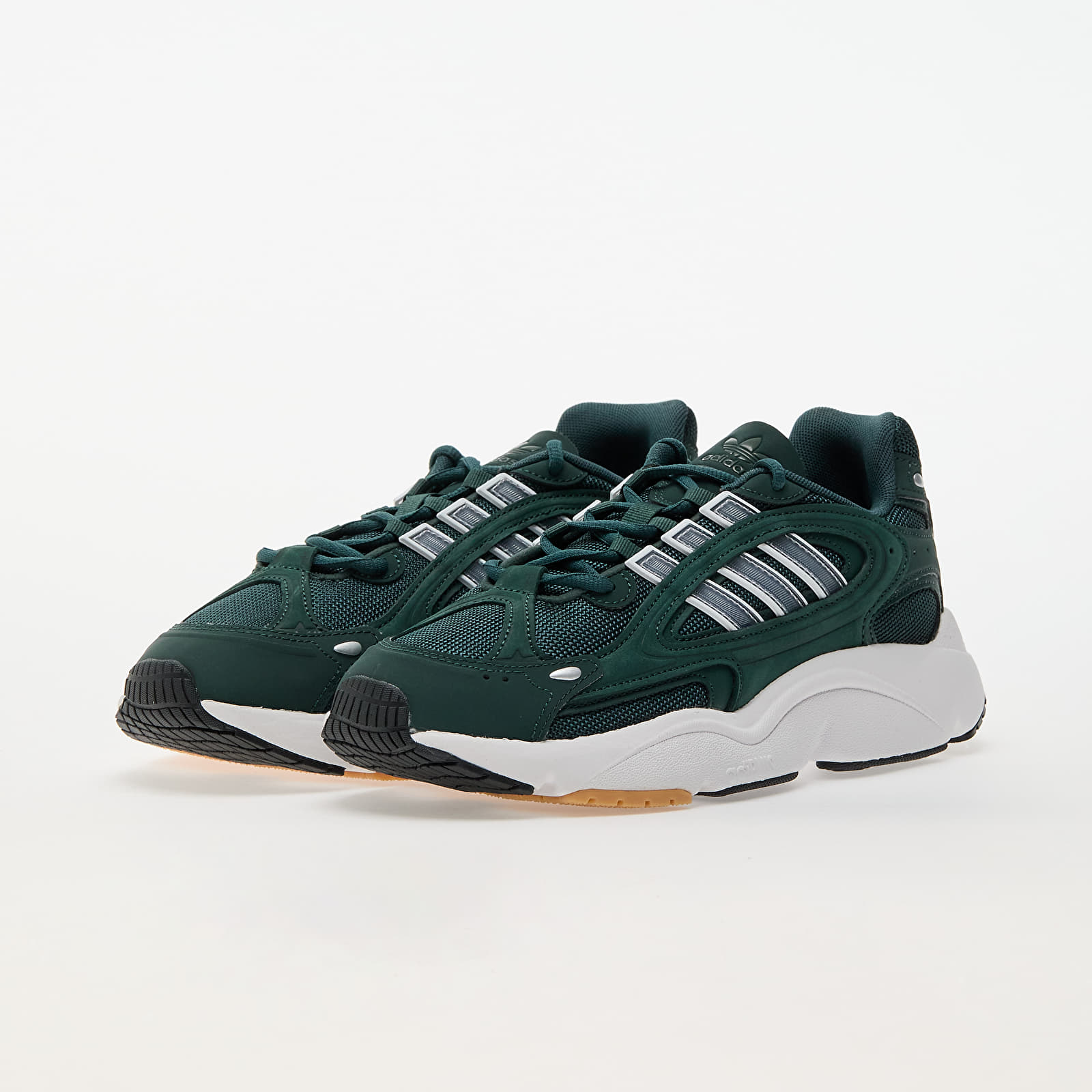 Sapatos de homem adidas Ozmillen Mingre/ Ftw White/ Core Black