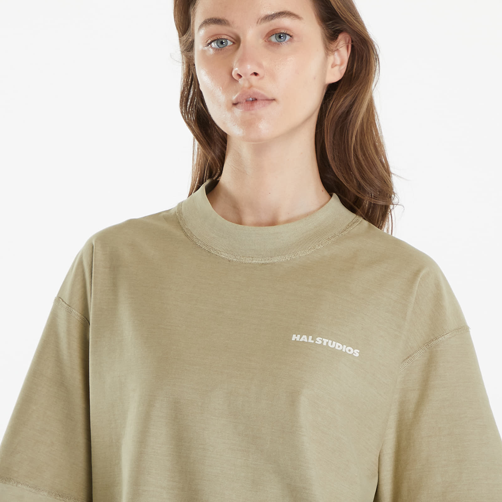 T-paidat HAL STUDIOS® Inside-Out Uniform T-Shirt Elm