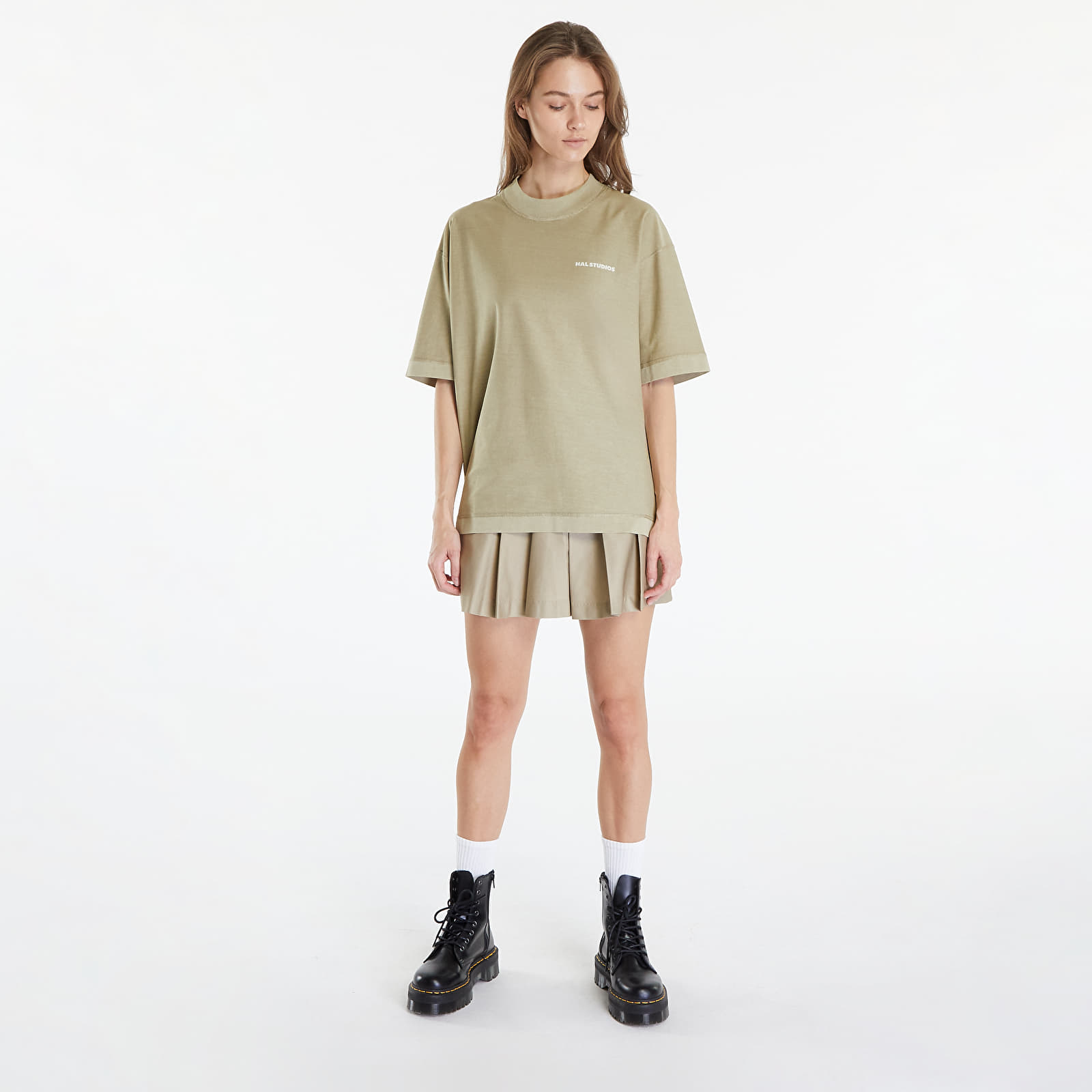 T-paidat HAL STUDIOS® Inside-Out Uniform T-Shirt Elm