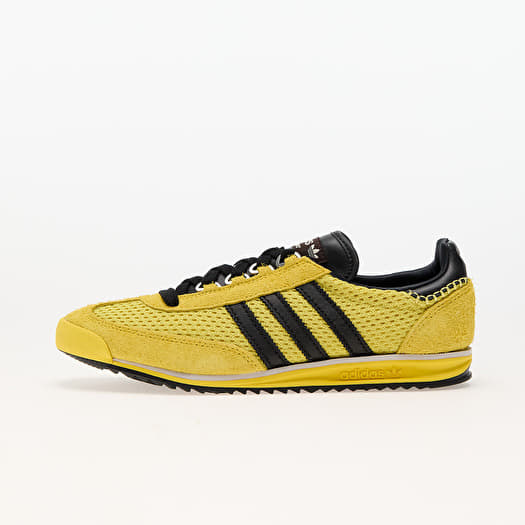 CANVAS SHOES AND SNEAKERS Yellow Footshop