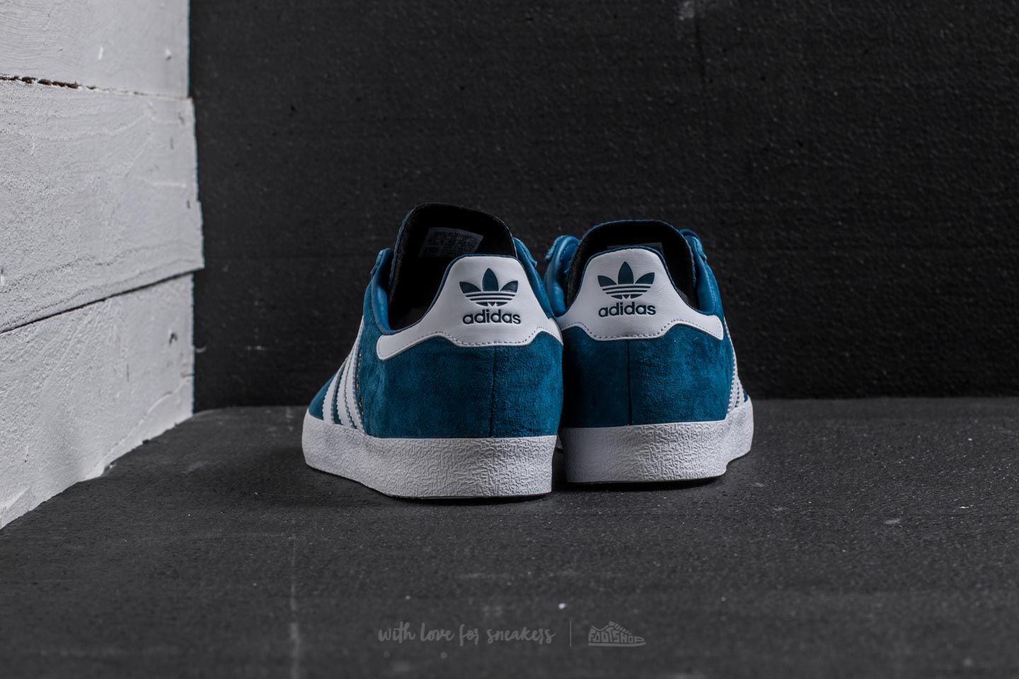Herren Sneaker und Schuhe adidas 350 Blue Night/ Ftw White/ Gold Metalic