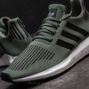 Damen Sneaker und Schuhe adidas Swift Run J Trace Green Core Black Ftw White Footshop