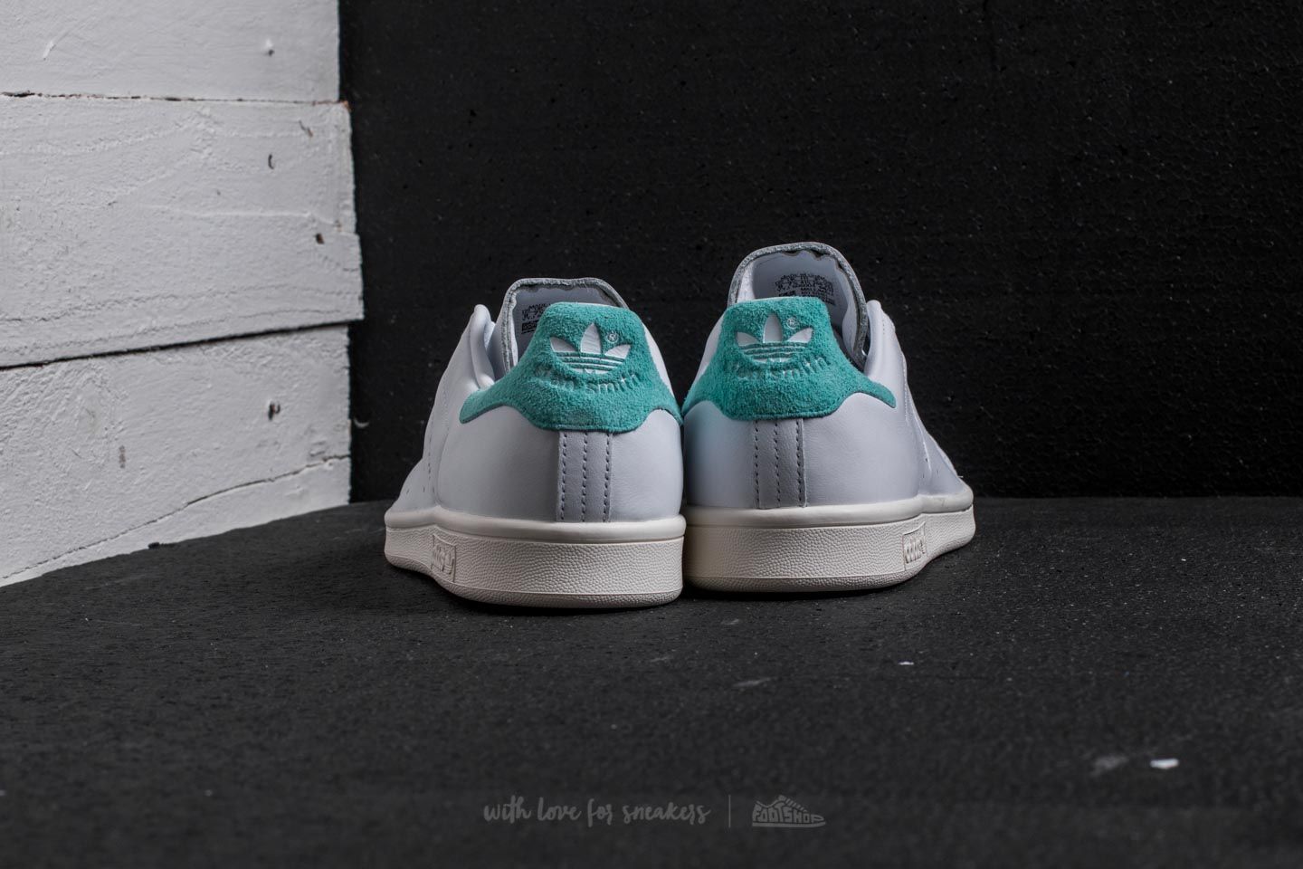 Stan smith store energy aqua
