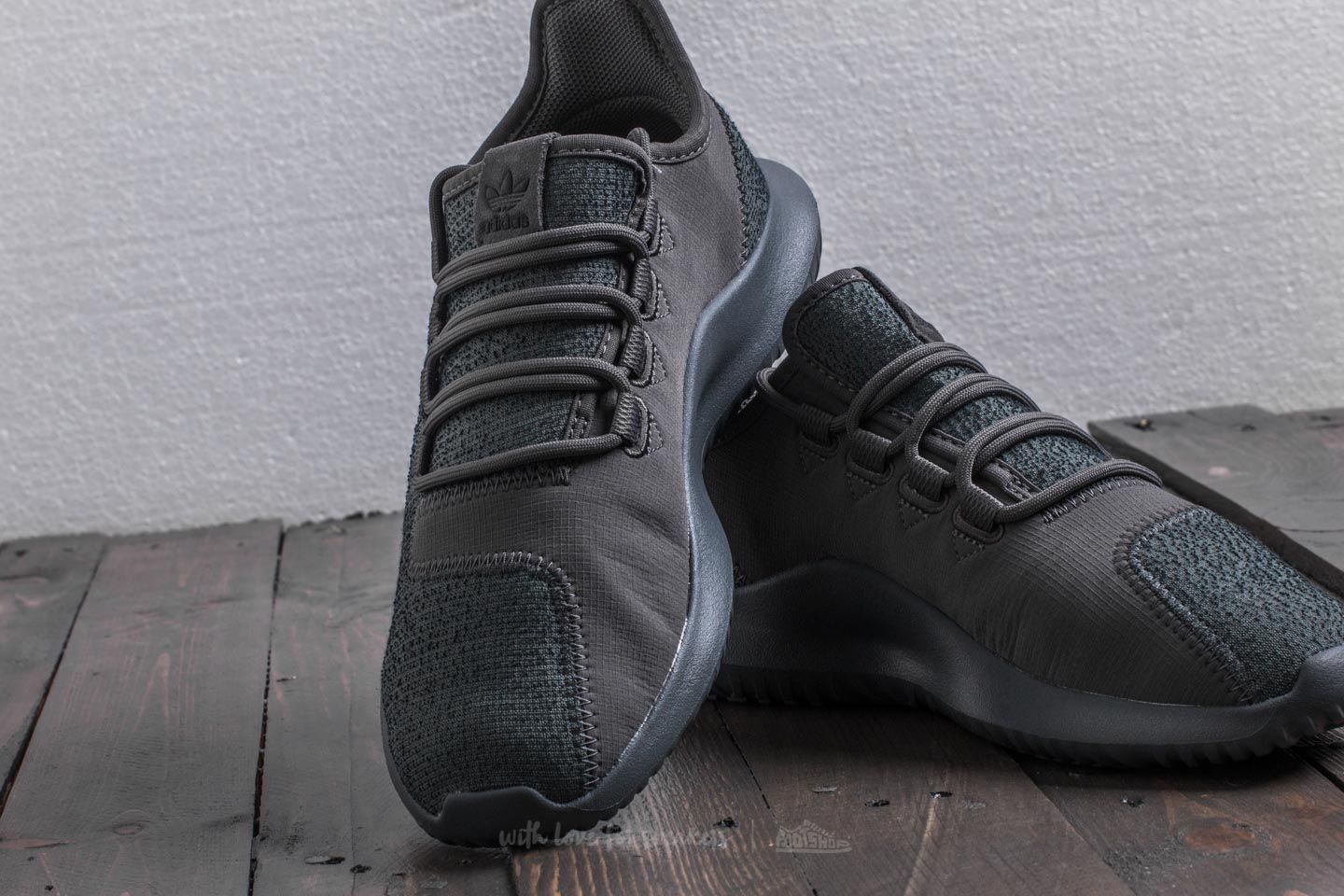Dámske topánky a tenisky adidas Tubular Shadow Grey Five/ Grey Five/ Grey Five