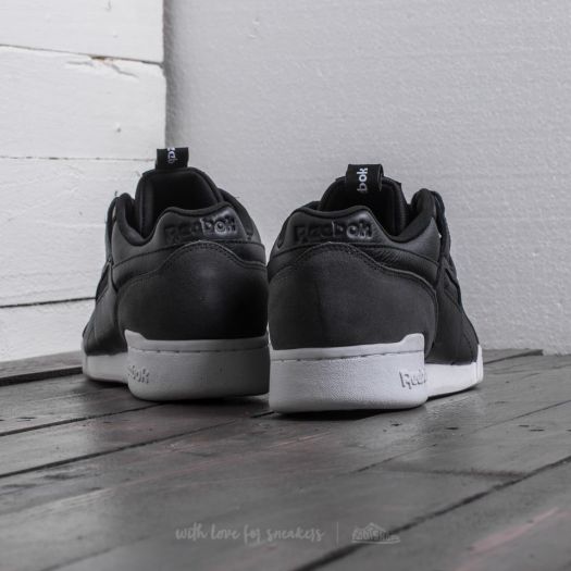 Reebok workout shop low black
