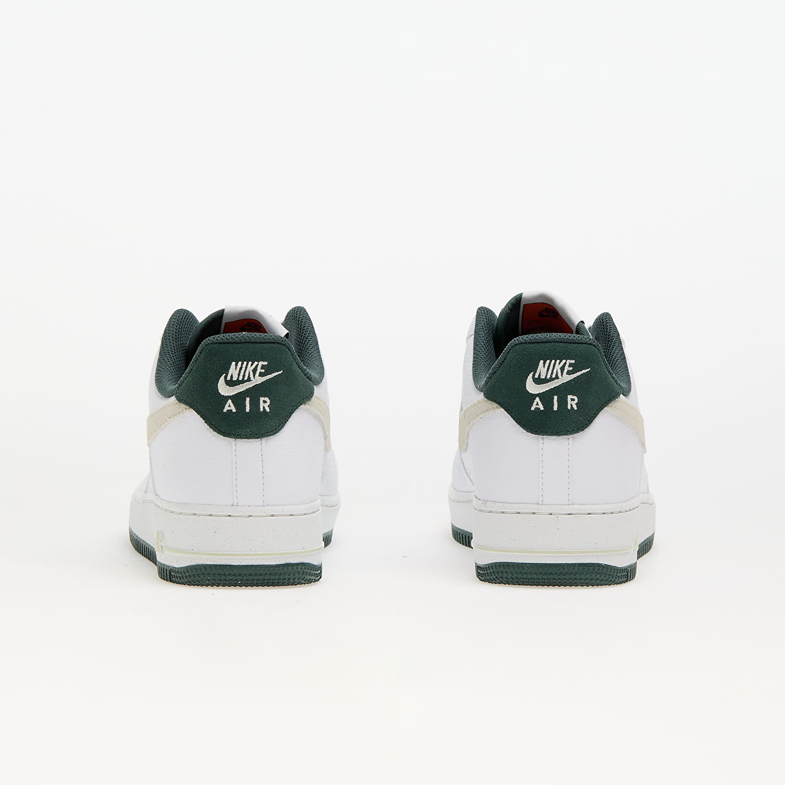 Ανδρικά παπούτσια Nike Air Force 1 '07 Lv8 White/ Sea Glass-Vintage Green