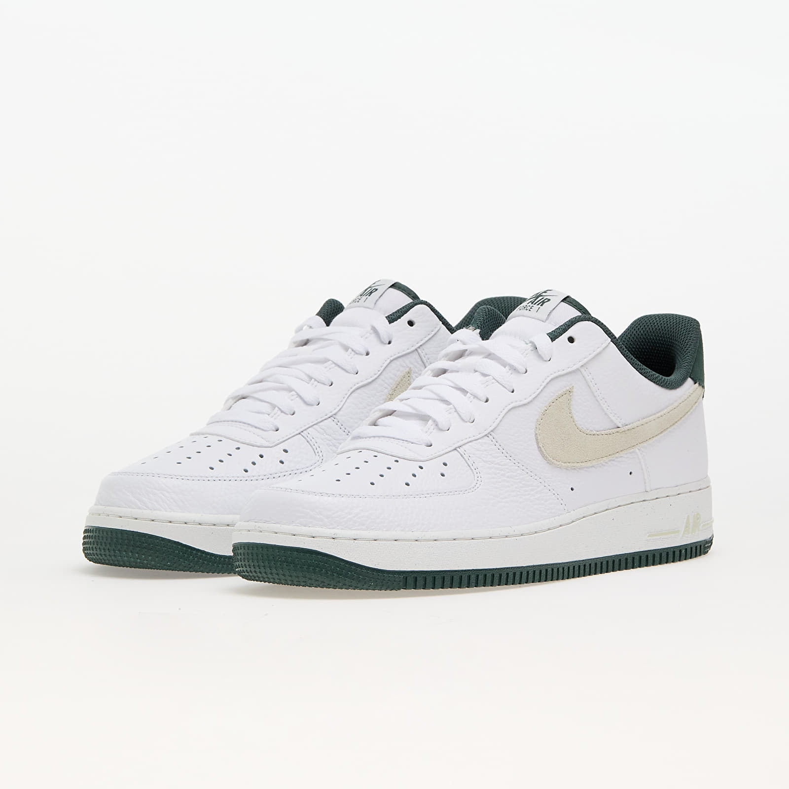 Ανδρικά παπούτσια Nike Air Force 1 '07 Lv8 White/ Sea Glass-Vintage Green