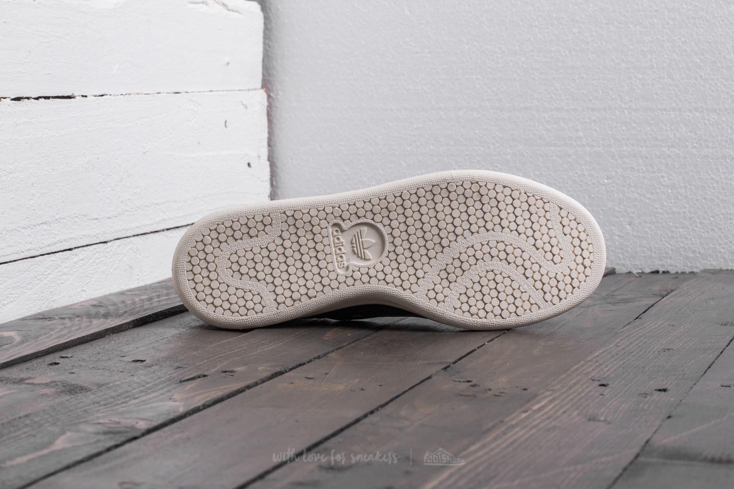 Adidas stan on sale smith primeknit sock