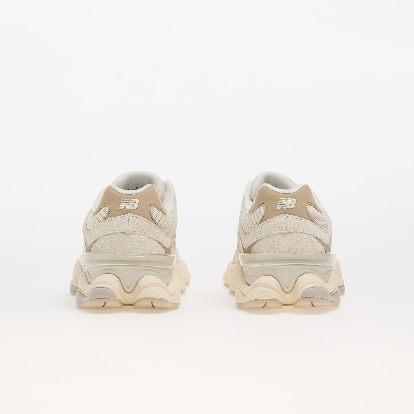 Încălțăminte și sneakerși pentru bărbați New Balance 9060 Moonbeam/ Angora/ Stoneware/ Linen
