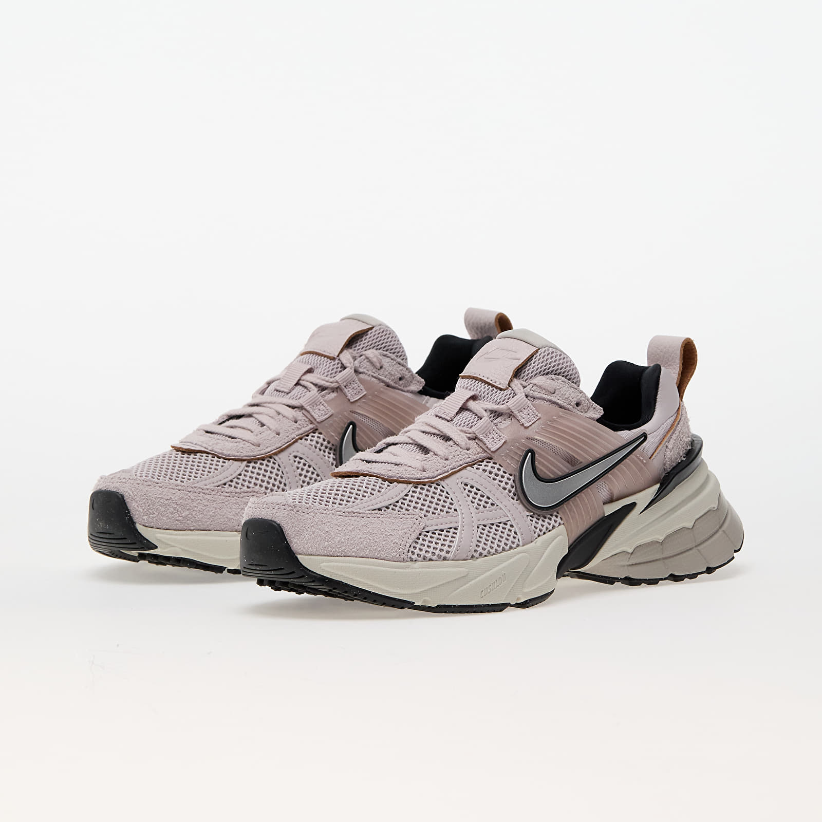 Damesko Nike W V2K Run Platinum Violet/ Chrome-Light Bone-Black