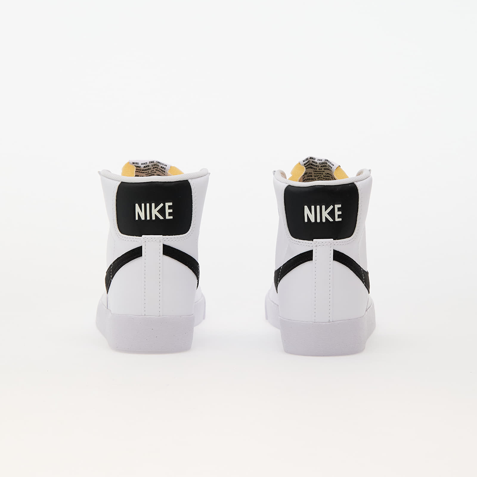 Dámske topánky a tenisky Nike W Blazer Mid '77 Next Nature White/ Black