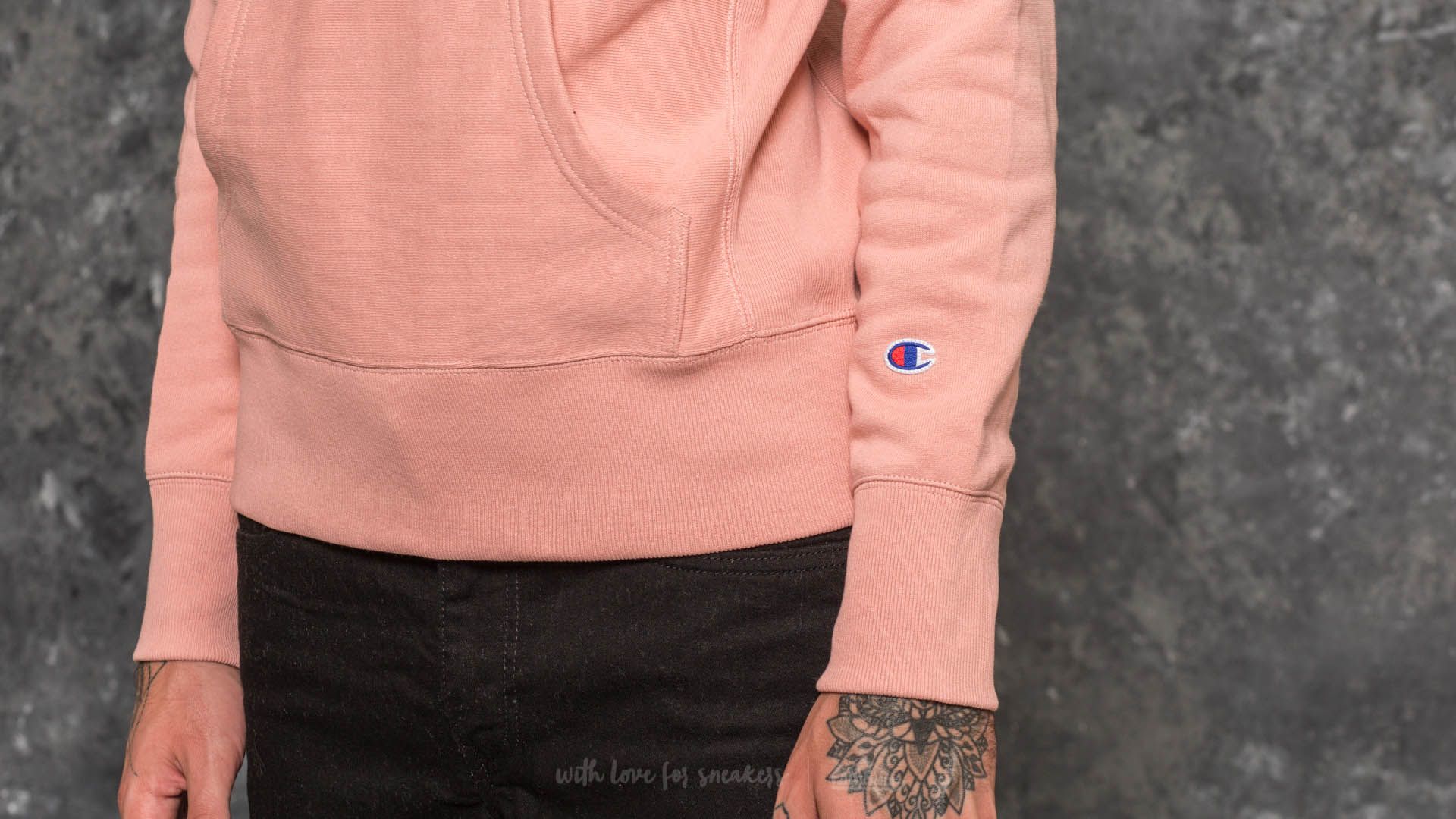 Light pink champion sweatshirt 2025