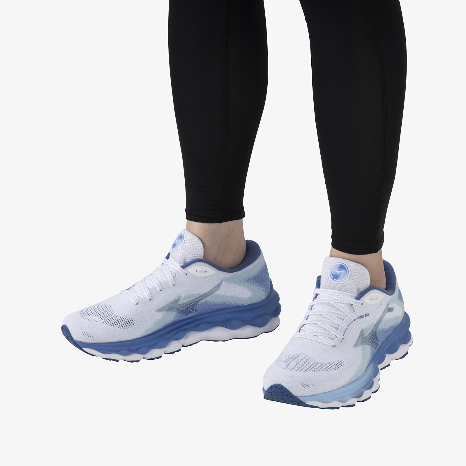 Дамски кецове и обувки Mizuno Wave Sky 7 White/ Nickel/ Marina