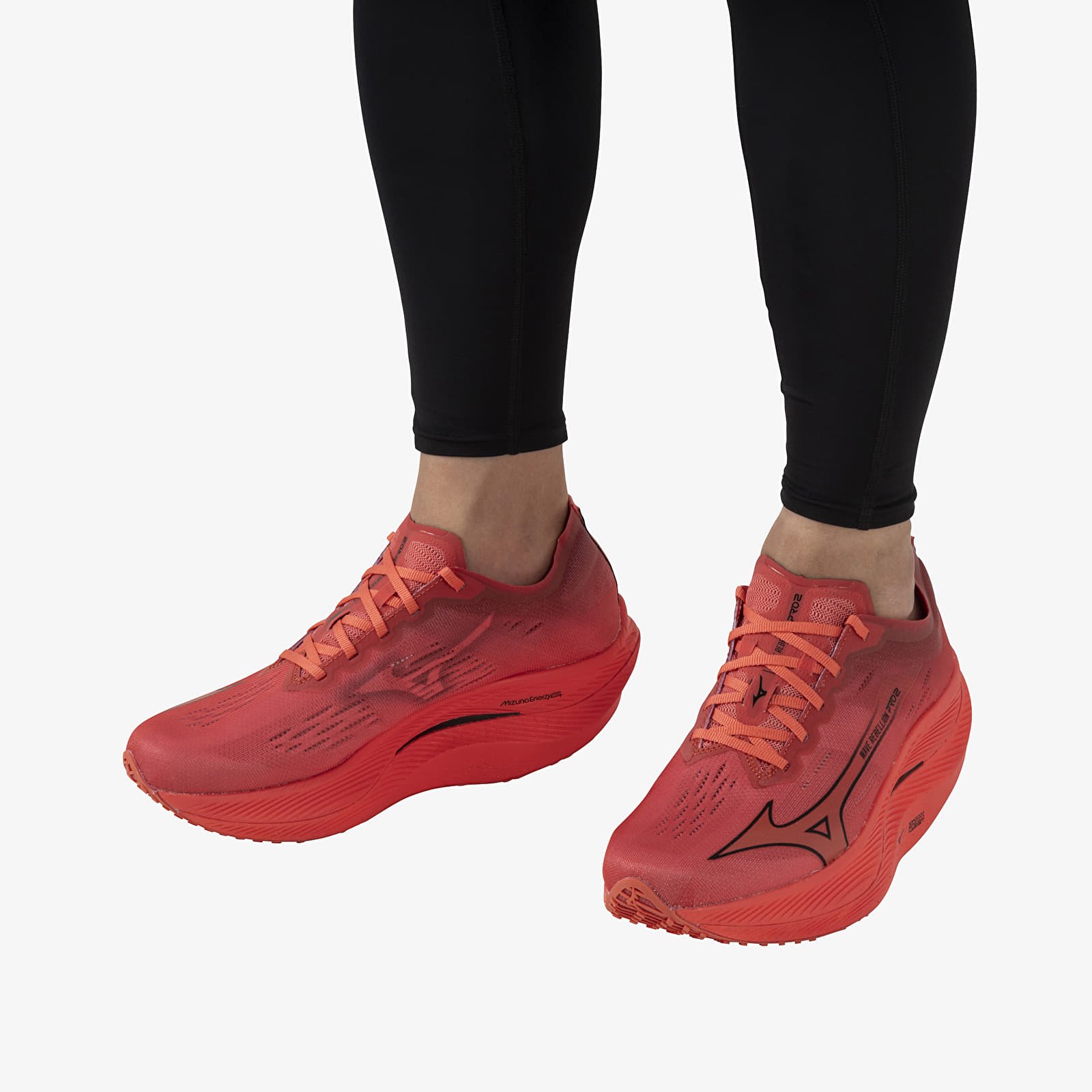 Scarpe uomo Mizuno Wave Rebellion Pro 2 Dubarry/ Cranberry/ Black