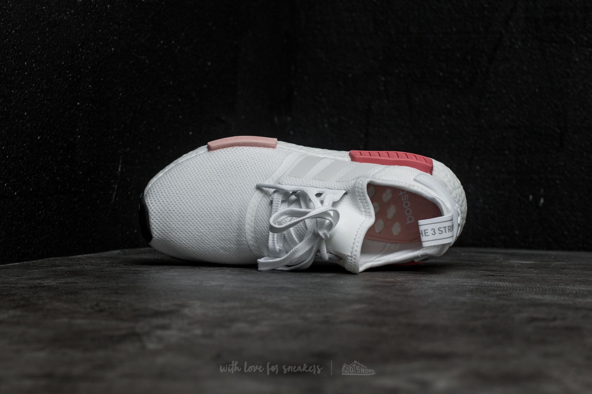 Adidas nmd off white rose hotsell