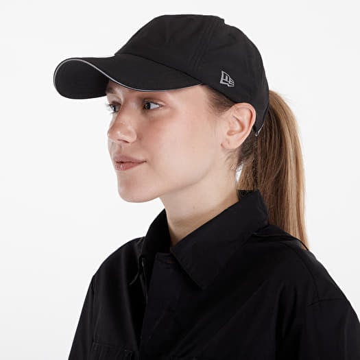 Kšiltovka New Era Wmns Open Back Cap Black