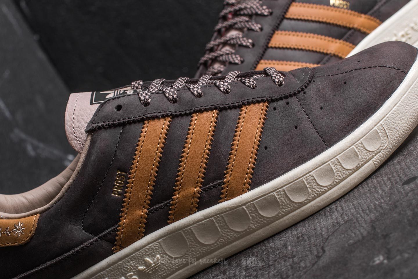 Men's shoes adidas Munchen MIG Night Brown/ Mesa/ Clay Brown