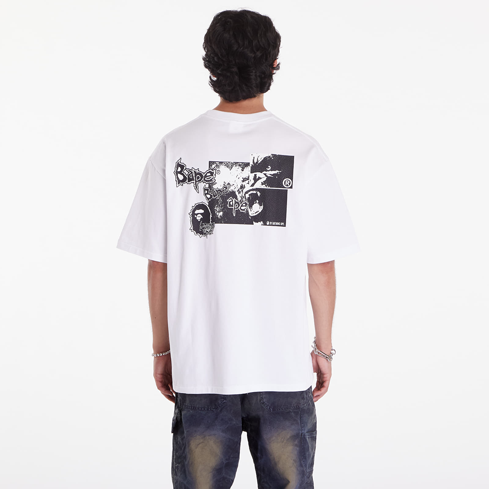 T-shirts A BATHING APE Mad Ape Graphic Logo Relaxed Fit Tee White
