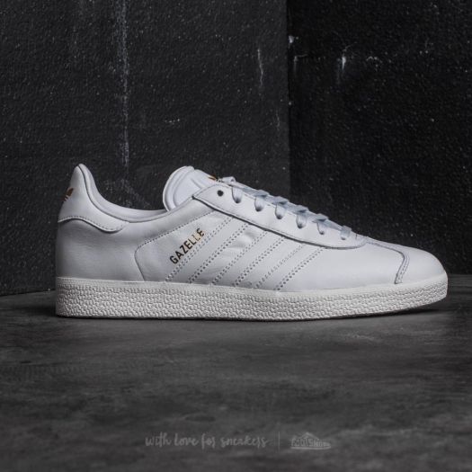 Women s shoes adidas Gazelle Crystal White Crystal White Gold Metalic Footshop