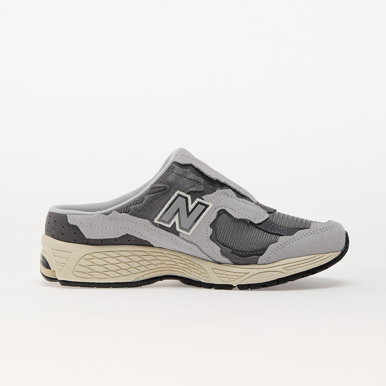 Încălțăminte și sneakerși pentru bărbați New Balance 2002R Raincloud