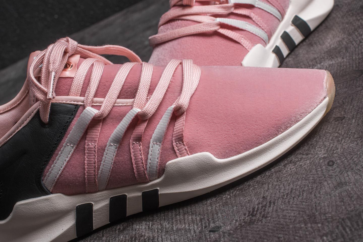 Chaussures et baskets femme adidas Consortium x Overkill x Fruition Sneaker Exchange EQT Lacing ADV Vapour Pink/ Icey Pink/ Clear White