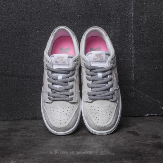 Nike SB Zoom Dunk Low Pro IW White/ Perfect Pink-Flt Silver | Footshop