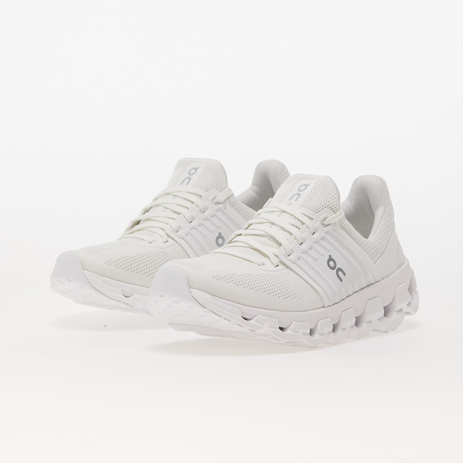 Damen Sneaker und Schuhe On W Cloudswift 3 Ad Undyed-White/ White