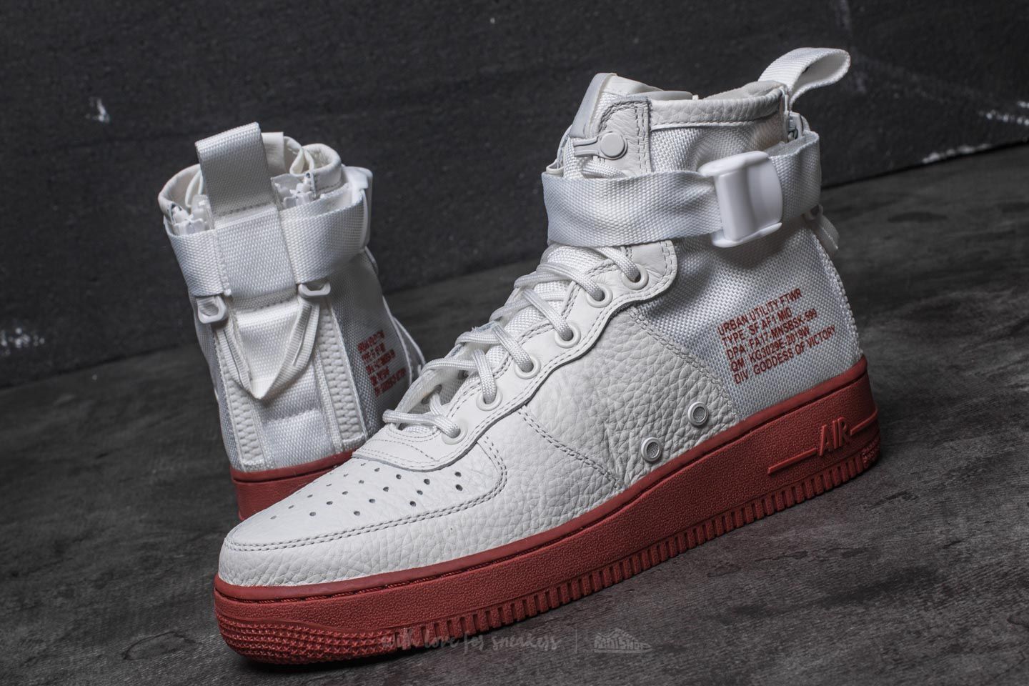 Men s shoes Nike SF Air Force 1 Mid Ivory Ivory Mars Stone Footshop