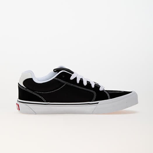 Vans chukka black deals