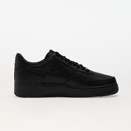 All black slip on nikes clearance