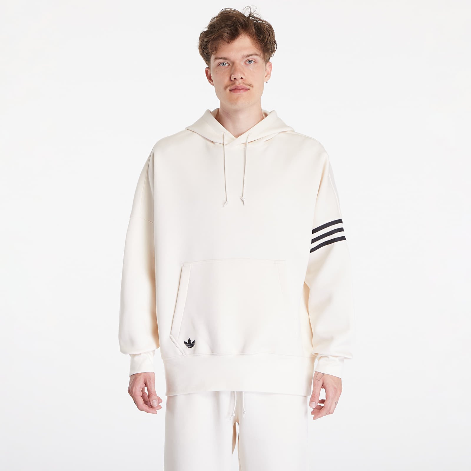 Kapucnis pulóverek és pulcsik adidas Neuclassics Hoodie Wonder White